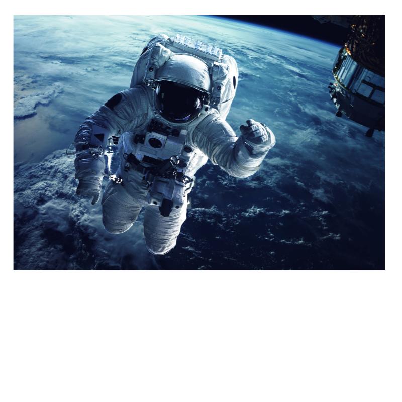Космонавт на фоне земли